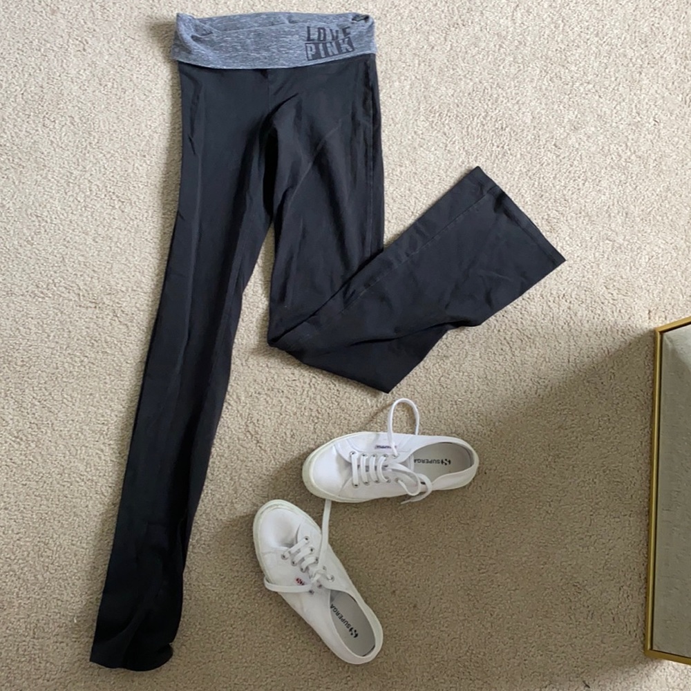 The perfect PINK yoga pant